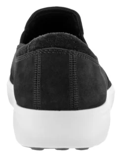 ECCO Soft 7 Sneaker In Black -Ecco 965622250 7 720x928