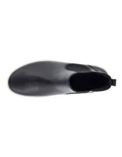 ECCO Soft 7 Shoes In Black -Ecco 985176730 3 720x928